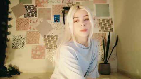 luckysapphire777 online show from March 2026 11:58:01 AM