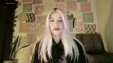 luckysapphire777 online show from August 2026 11:23:01 AM