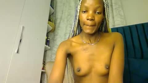 brielle online show from November 2025 07:02:02 PM