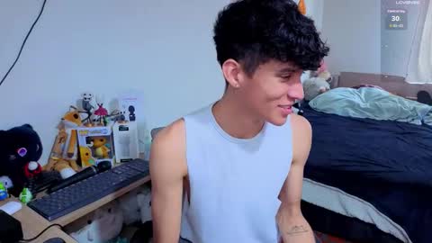 Lu Independent Model online show from November 2025 09:14:02 PM