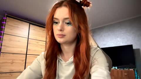 Snapshot of lucretiareisen chatting on March 2026 03:12:01 PM EmmaEmbers online show from March 2026 03:12:01 PM