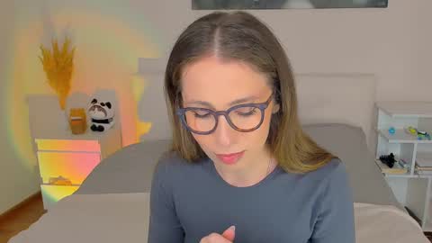 Snapshot of lucy__ray chatting on December 2024 08:38:02 PM lucy__ray online show from December 2024 08:38:02 PM