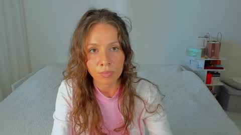 lucy__ray online show from May 2026 03:19:02 PM