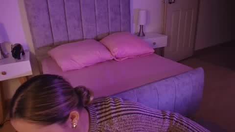 lucy online show from March 2026 03:39:01 AM