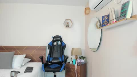 Your Lucy online show from October 2025 05:19:02 PM