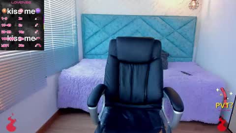 Lucy Greys online show from January 2026 12:32:02 PM