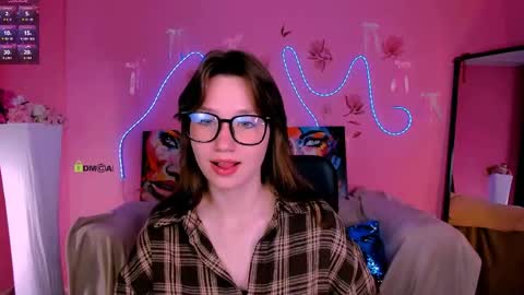 lucy online show from May 2026 07:22:02 PM