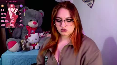 Snapshot of lucycherry__ chatting on October 2025 11:20:01 PM LUCIA  online show from October 2025 11:20:01 PM