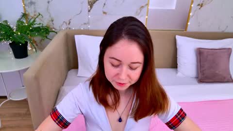 Snapshot of lucyharis chatting on February 2026 04:55:01 PM Lucy online show from February 2026 04:55:01 PM