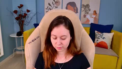 Snapshot of lucyharis chatting on February 2026 04:18:01 PM Lucy online show from February 2026 04:18:01 PM