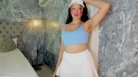 Snapshot of lucylovelyy1 chatting on November 2025 02:11:01 AM Lucy online show from November 2025 02:11:01 AM