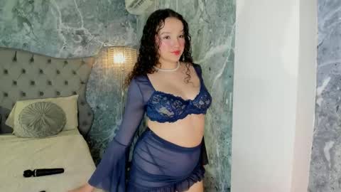 Snapshot of lucylovelyy1 chatting on January 2026 02:17:02 AM Lucy online show from January 2026 02:17:02 AM