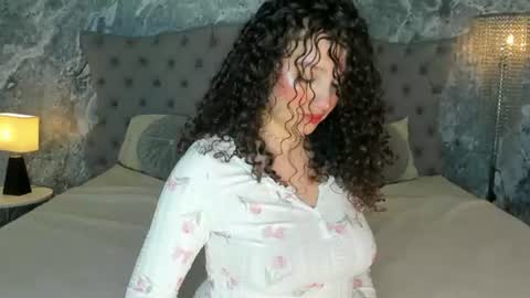 Snapshot of lucylovelyy1 chatting on June 2026 02:34:01 AM Lucy online show from June 2026 02:34:01 AM