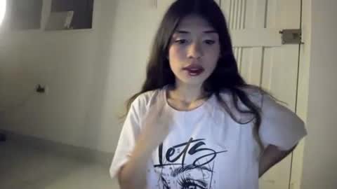 lucyportman online show from April 2026 09:19:01 AM