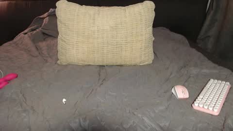 Lucy online show from March 2025 02:56:01 PM