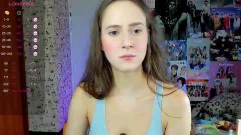 Lucy Rose online show from September 2025 05:06:02 AM