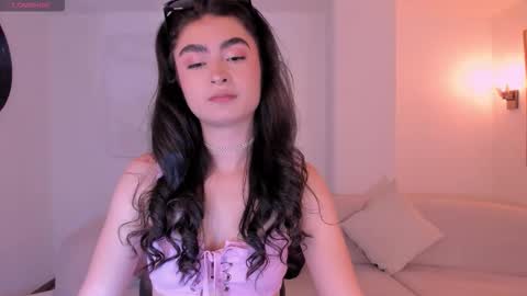 Lucy online show from October 2025 09:02:02 PM