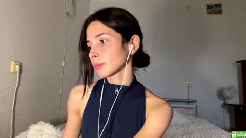 Snapshot of ludivinablice chatting on July 2026 01:36:01 PM Mika online show from July 2026 01:36:01 PM