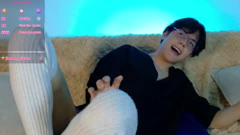 Snapshot of lui_x_dust chatting on February 2026 03:29:02 AM Lui online show from February 2026 03:29:02 AM