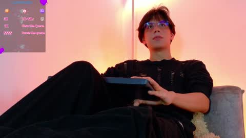 Lui online show from March 2026 03:17:01 AM