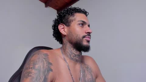 Luigi Vitale online show from February 2026 01:28:01 AM