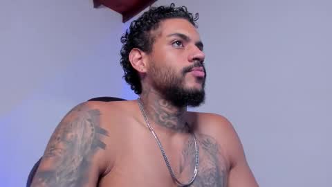 Luigi Vitale online show from March 2026 01:33:01 AM