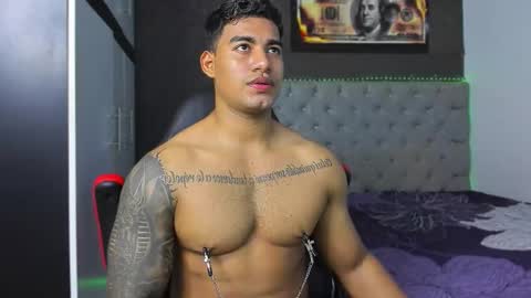 Snapshot of luigi_hot_ chatting on November 2025 02:44:01 AM Luigi Independent model online show from November 2025 02:44:01 AM