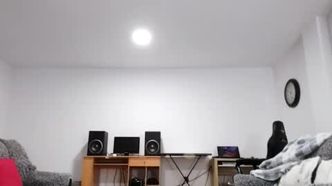 Luigi online show from November 2025 09:28:01 PM