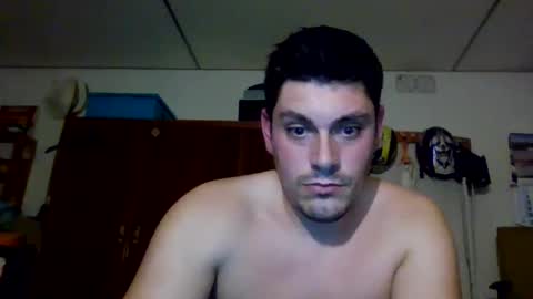 Snapshot of luis2423 chatting on October 2025 08:53:02 PM A slave to the mistress.. un esclavo para las amas dominantes. online show from October 2025 08:53:02 PM