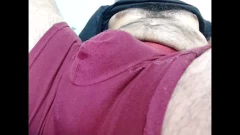Snapshot of luis2988z chatting on May 2026 02:09:02 AM Hairyman online show from May 2026 02:09:02 AM