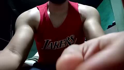 Snapshot of luis_hunk chatting on October 2025 07:54:02 PM Andrew online show from October 2025 07:54:02 PM