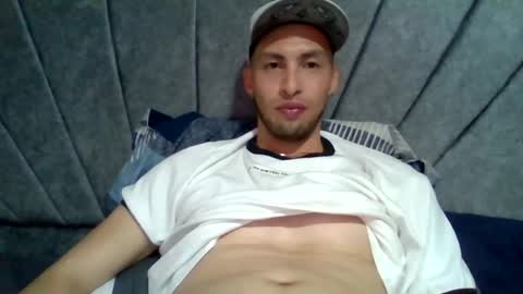 Snapshot of luis_vergon__ chatting on August 2026 04:12:02 AM luis_vergon__ online show from August 2026 04:12:02 AM