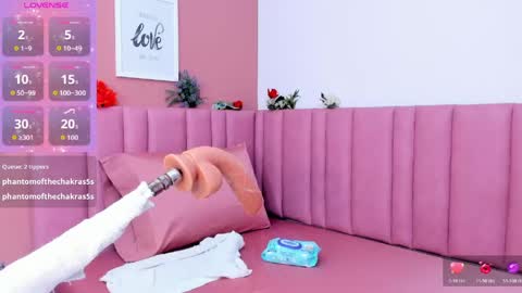 Luisa online show from June 2026 08:04:01 PM