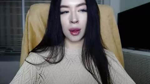 luisa lovedom online show from February 2026 09:05:02 PM