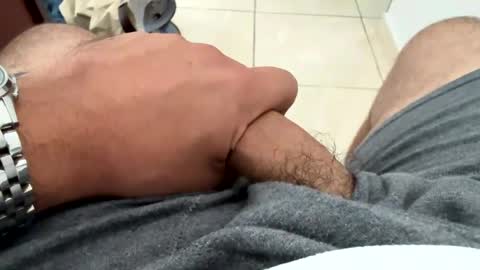 Snapshot of luiso29 chatting on December 2024 05:54:02 PM luiso29 online show from December 2024 05:54:02 PM