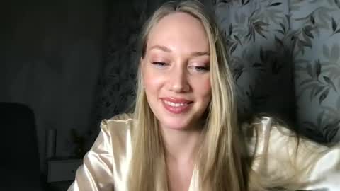 luiva13 online show from February 2025 05:03:02 PM