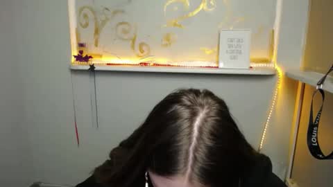 Luiza online show from December 2024 11:17:01 AM