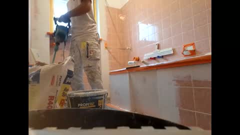 lukasschoetz online show from October 2025 08:57:02 AM