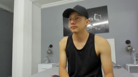 Snapshot of luke_julien chatting on March 2025 12:17:01 PM Luke Julien online show from March 2025 12:17:01 PM