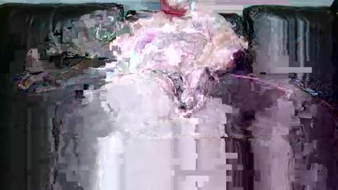 Snapshot of lukehunting4fun2 chatting on April 2026 01:03:01 AM LukeHunting4fun2 online show from April 2026 01:03:01 AM