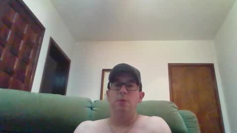 Snapshot of lukz88bigcock chatting on January 2025 12:38:02 AM Luke online show from January 2025 12:38:02 AM