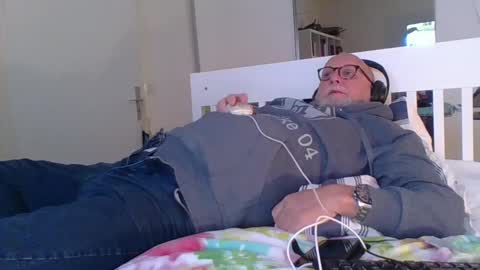 Snapshot of luley58 chatting on January 2025 06:47:02 AM luley58 online show from January 2025 06:47:02 AM