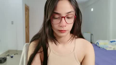Snapshot of lulibee_ chatting on July 2026 12:09:01 PM Luli online show from July 2026 12:09:01 PM