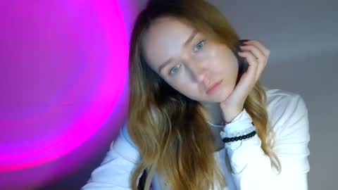 Snapshot of lulu_baby1 chatting on October 2025 06:12:01 PM Lulu Baby18 online show from October 2025 06:12:01 PM