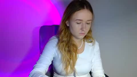 Snapshot of lulu_baby1 chatting on November 2025 05:17:01 AM Lulu Baby18 online show from November 2025 05:17:01 AM