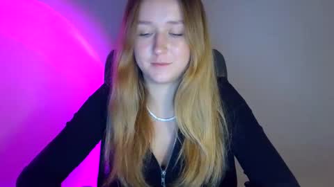 Snapshot of lulu_baby1 chatting on November 2025 06:52:01 PM Lulu Baby18 online show from November 2025 06:52:01 PM