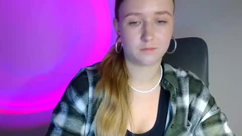 Snapshot of lulu_baby1 chatting on November 2025 05:48:01 PM Lulu Baby18 online show from November 2025 05:48:01 PM