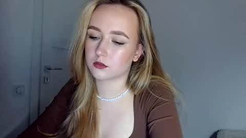 Lulu Baby18 online show from April 2026 06:12:02 PM