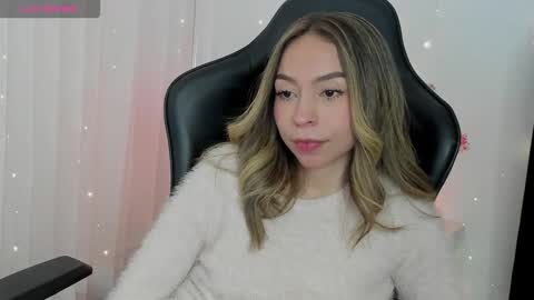 luluuberry online show from January 2026 07:50:02 PM