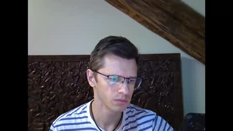 Jack online show from November 2025 07:45:02 PM